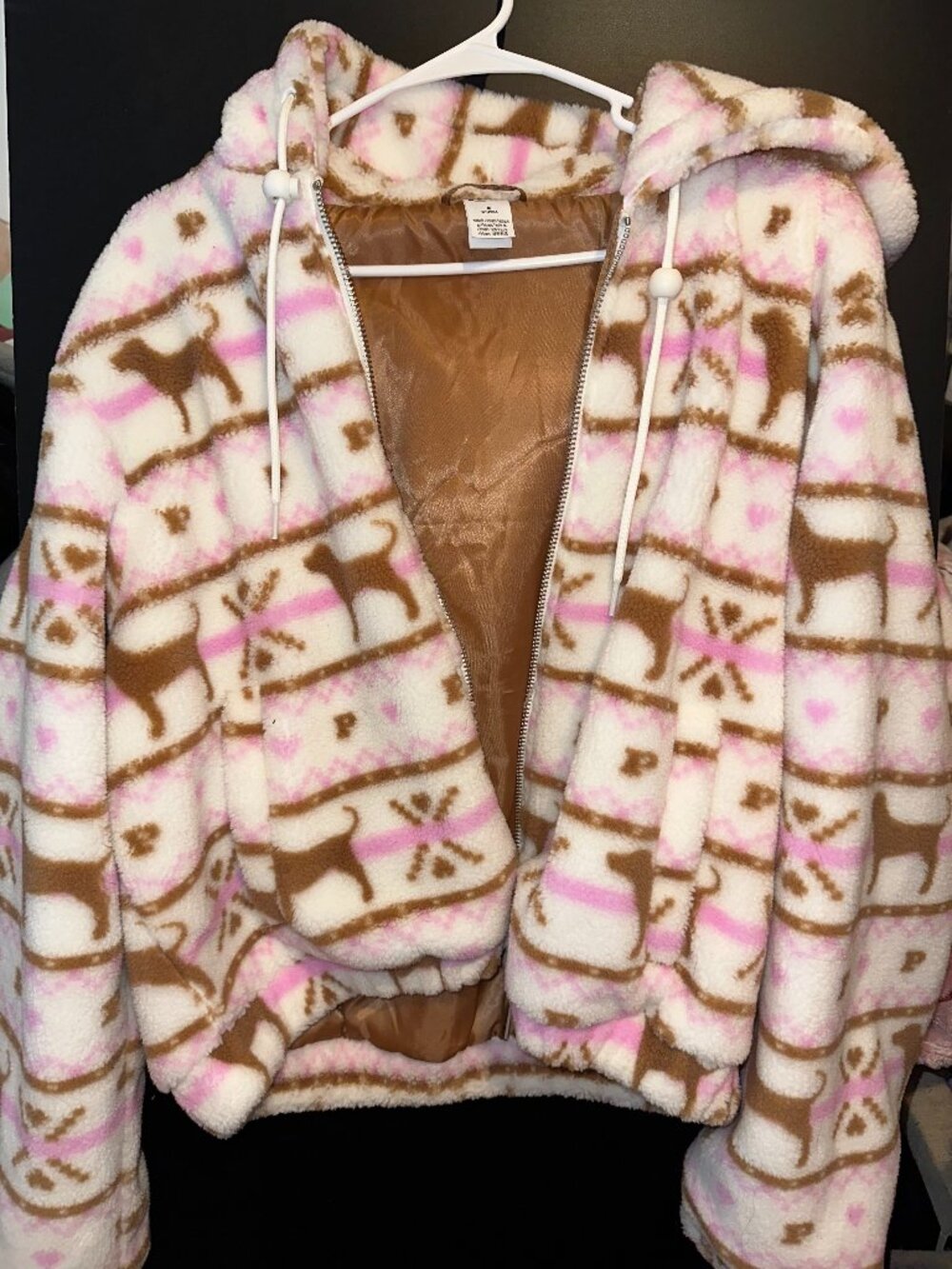 Never worn Small Pink Victoria Secret Chunky Sweater
